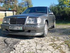 Mercedes-Benz 124