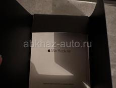 Продаю MacBook Air 13 и наушники AirPods Pro