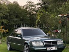 Mercedes-Benz 124
