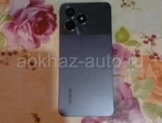 Realmi note 50
