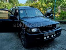Mitsubishi Montero