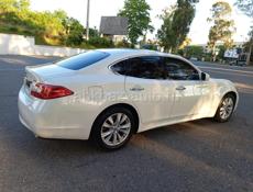 Infiniti M35