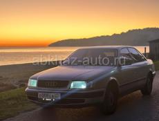 Audi 100