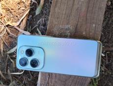 Продаю телефон Infinix hot 40 pro 16 г_256 без торга телефон новый покупал пол месяца назад 