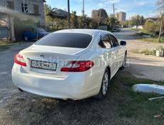 Nissan fuga