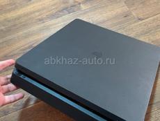 Продается PlayStation 4