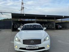 Nissan fuga