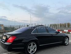 Mercedes-Benz S-Класс