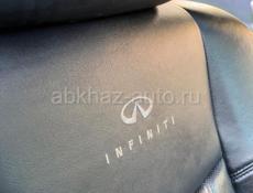 Infiniti M30
