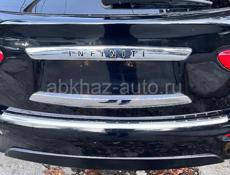 Infiniti M30