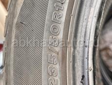 Резина R18/235/50 Bridgestone