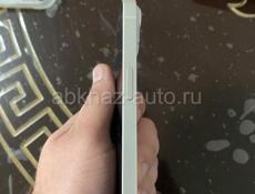 iPhone 14 на 128 гигабайт 