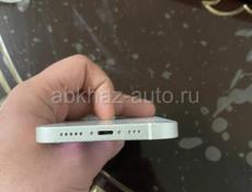 iPhone 14 на 128 гигабайт 