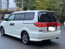 Honda Еlysion