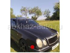 Mercedes-Benz 200-Series