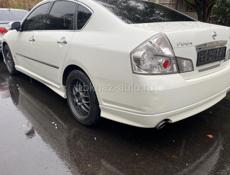 Nissan fuga