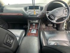Nissan President