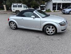 Audi TT Roadster