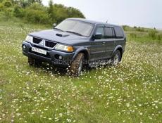 Mitsubishi Pajero Sport