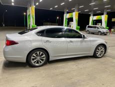 Infiniti M35