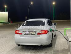 Infiniti M35