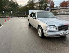 Mercedes-Benz 124