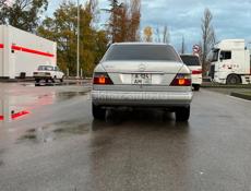 Mercedes-Benz 124