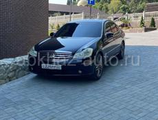 Nissan Fuga