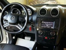 Mercedes-Benz ML