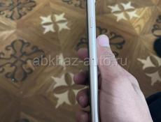Телефон в хорошем состоянии не марасить все нормально память 64 бадарея 79