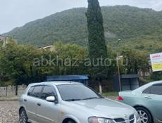 Nissan Almera