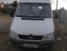 Mercedes-Benz Sprinter