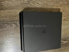 Ps 4 slim в ИДЕАЛЕ ВСЕ ЧТО НА ФОТО СО ВСЕМ ПРОВОДАМИ ОТДАМ   5 игр 2 джостика 
