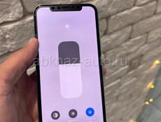 iPhone X