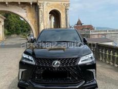 Lexus LX