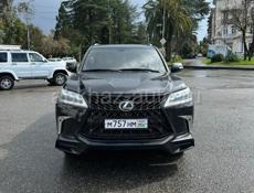 Lexus LX
