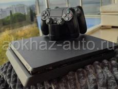PlayStation 4 slim