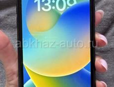 iPhone XR 77 % 64 