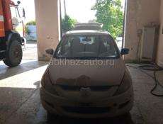 Mitsubishi Grandis