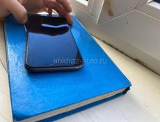 Продаю айфон 11