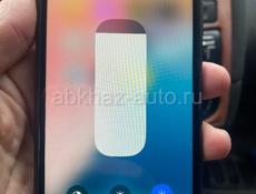 11-й iPhone 128 гигов.