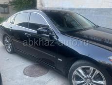 Nissan fuga