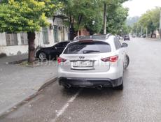 Infiniti FX