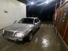 Mercedes-Benz 124
