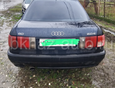 Audi 80