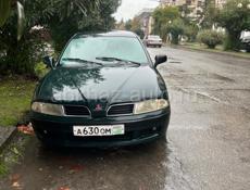 Mitsubishi Carisma