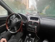 Mitsubishi Carisma