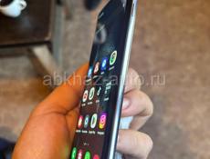 Samsung S10