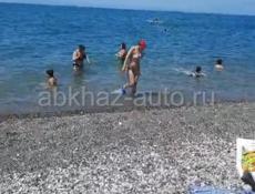 Сдам двушку круглогодично на Абазгаа