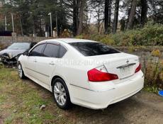 Nissan fuga